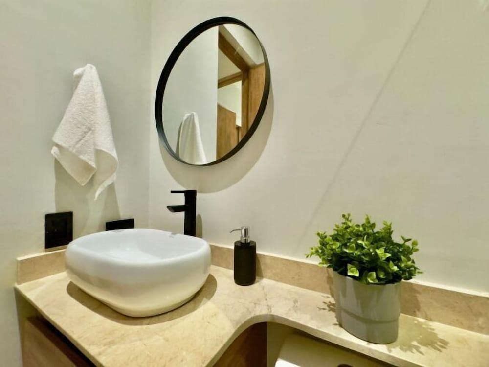 Casa Quero by Wynwood House