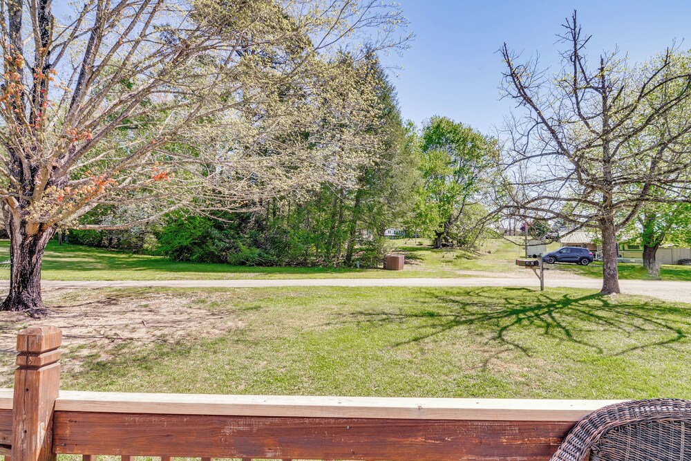 Corbin Vacations - Pet-friendly Corbin Vacation Rental  4 Mi to Town - Property Image 3