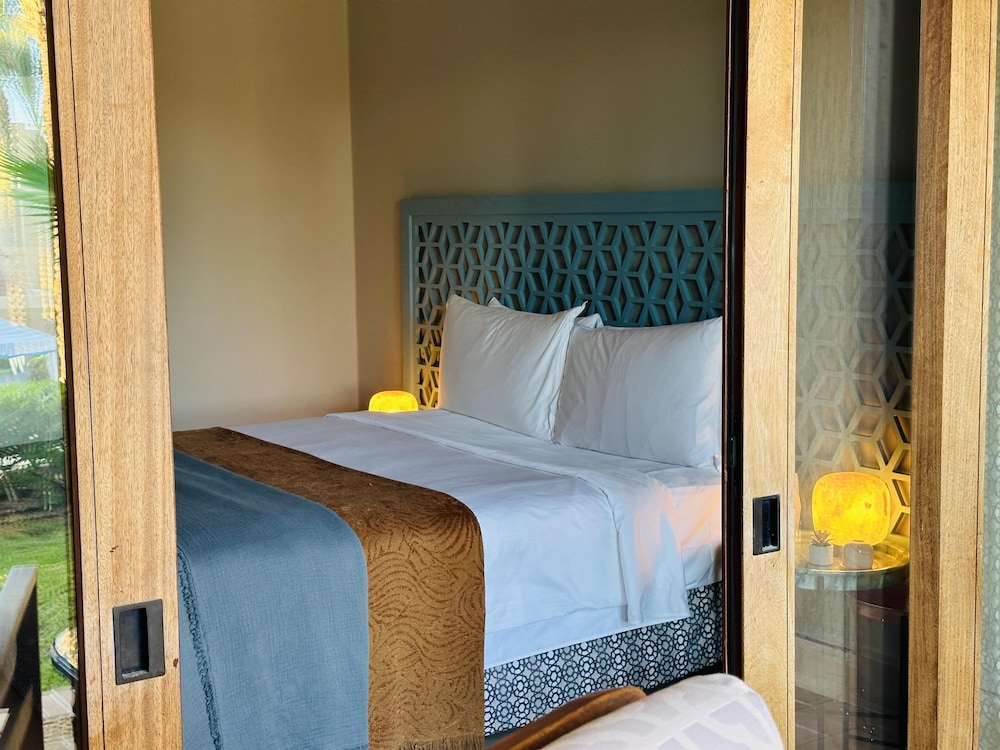 2-bed Flat in Four Seasons Hotel Sharm El Sheikh