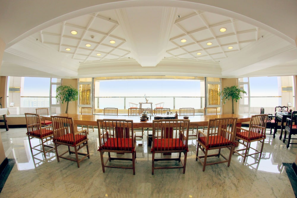 Enrichee Gloria Plaza Hotel Qingdao