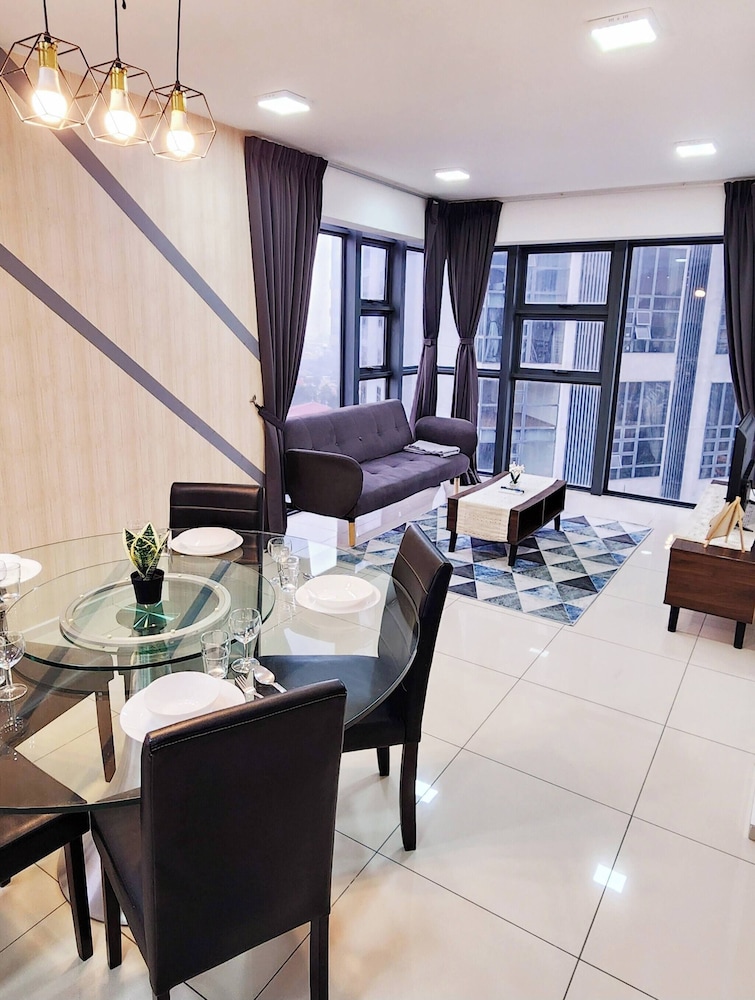 Cheras Minimalist Duplex Retreat for 8 Guests