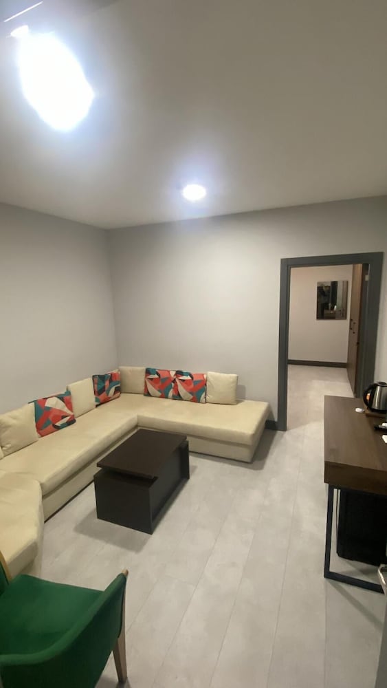 Trio Palace