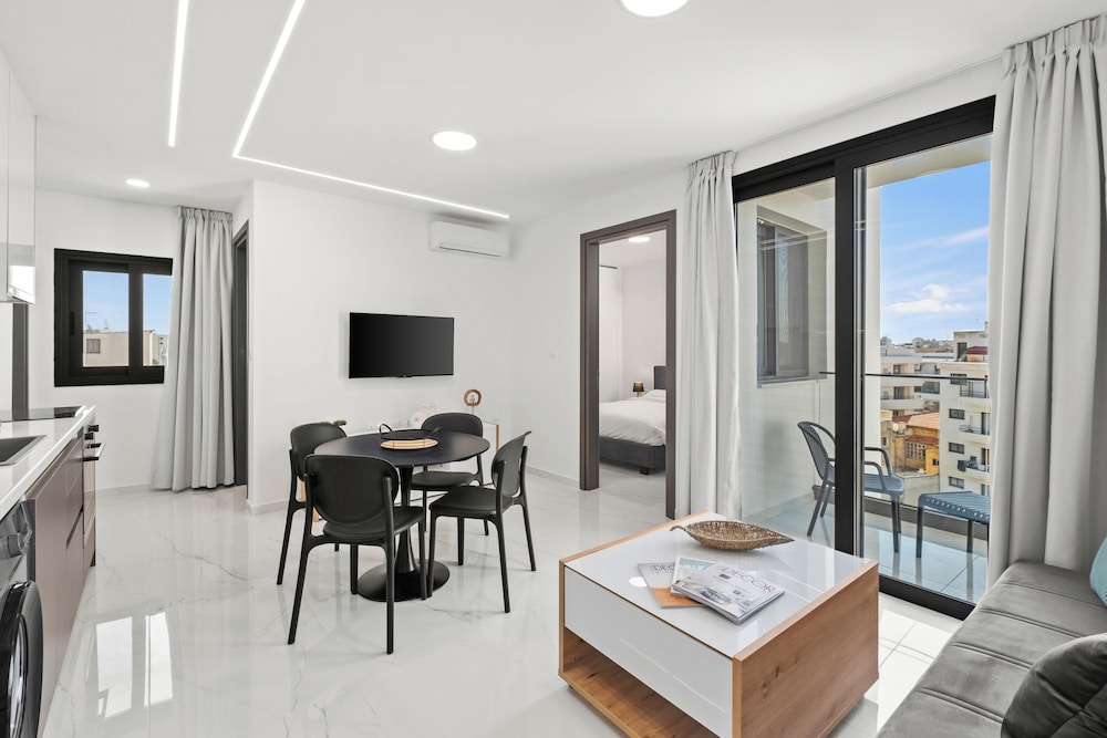 Maestro City Apartments