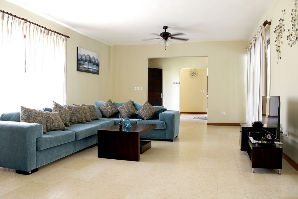 Ocean High Luxury Residence