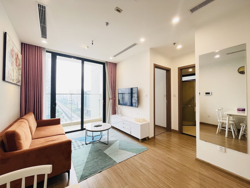 Vinhome SkyLake - Service Apartment