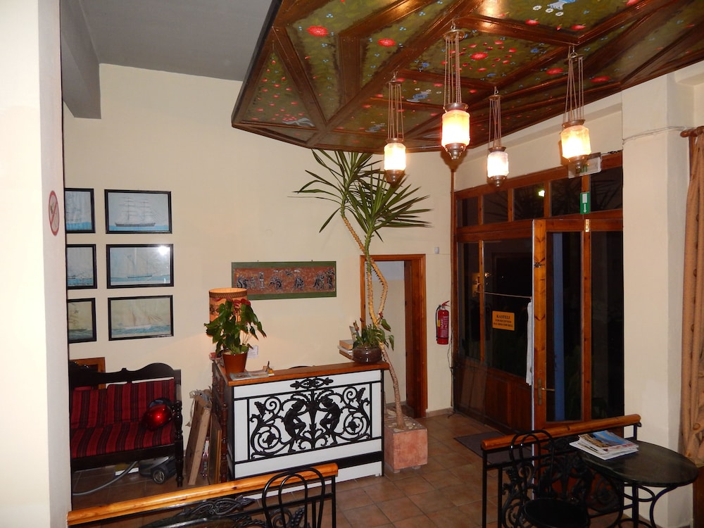 Kasteli Suites view 2