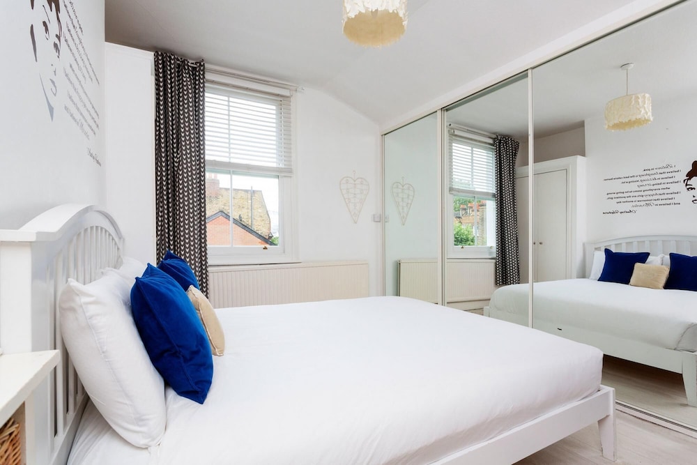 Riverside Haven in London