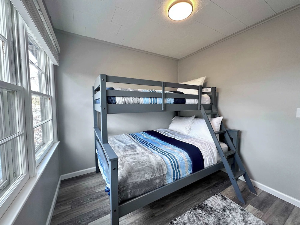 Red Deer Cabin Stay for 8!