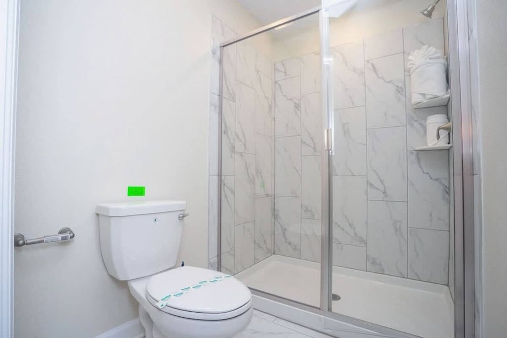 Spacious 7BR w Pool Spa Game Room Near Disney