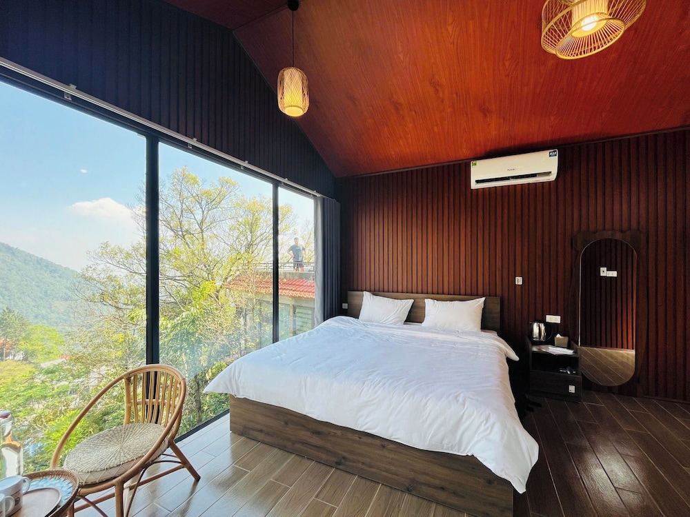 Hola Homestay