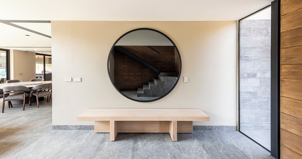 Casa Cundi-Contemporary Living in Nature