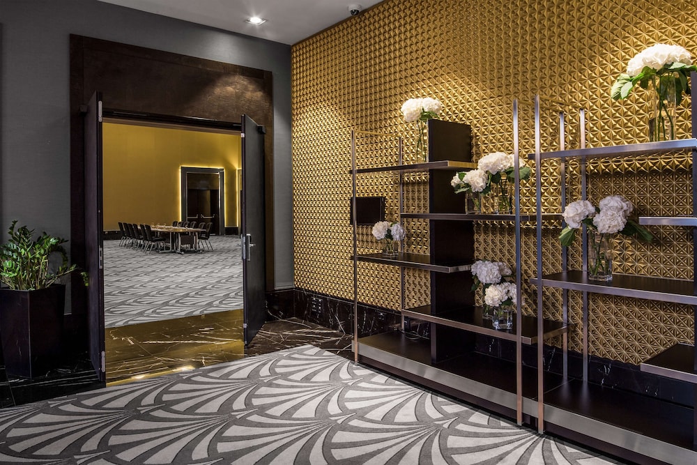 DoubleTree by Hilton Hotel Minsk