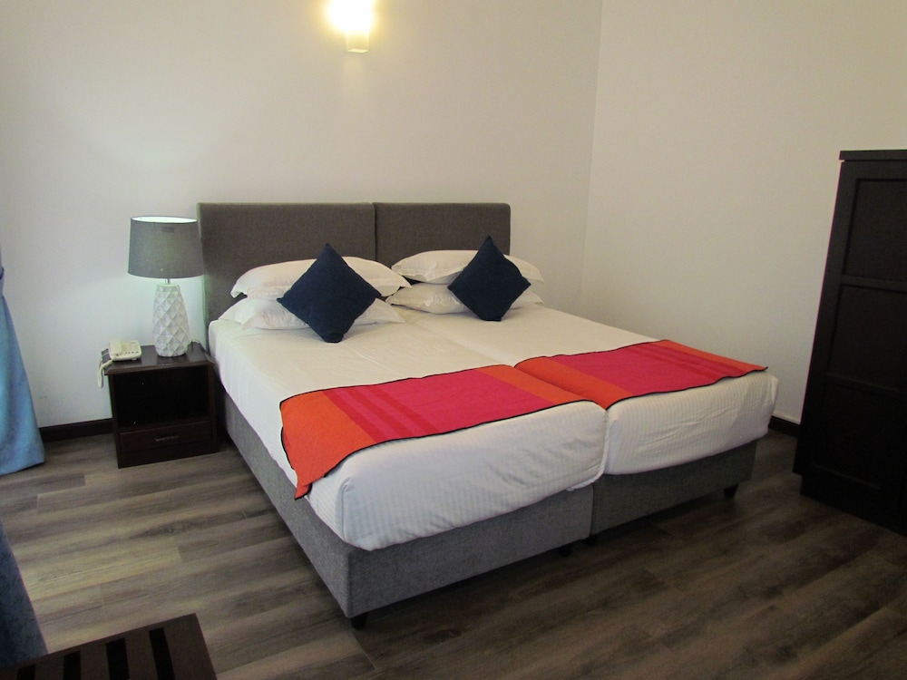 KMC Villa