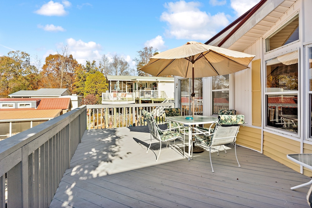Lakefront Retreat In Badin Shores Resort 2 Bedroom Home