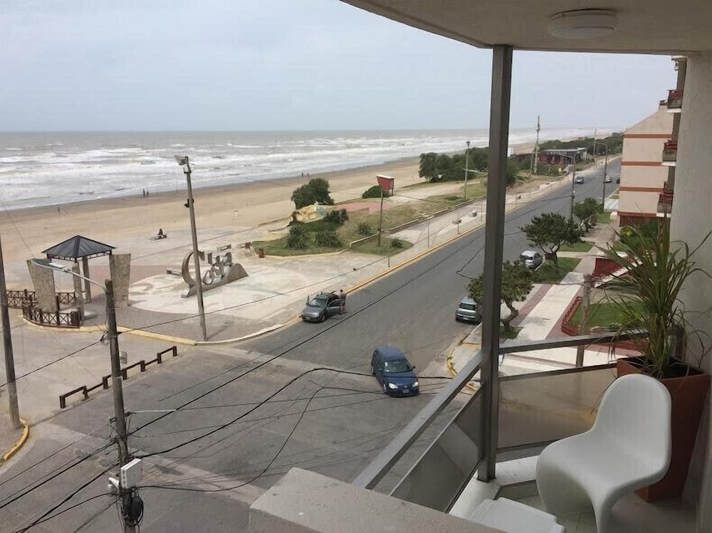 Apartamentos JR