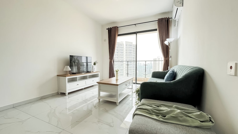 Quiet And Homey 2Br With Extra Room Apartment Sky House Bsd