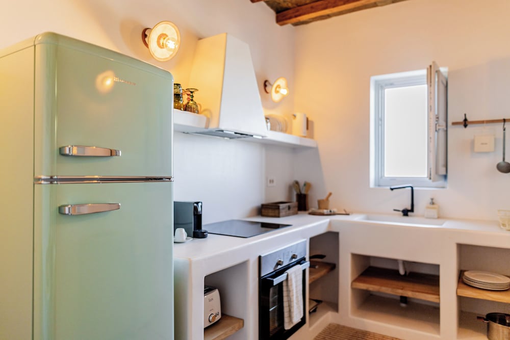 Makarias Traditional Luxury Villas