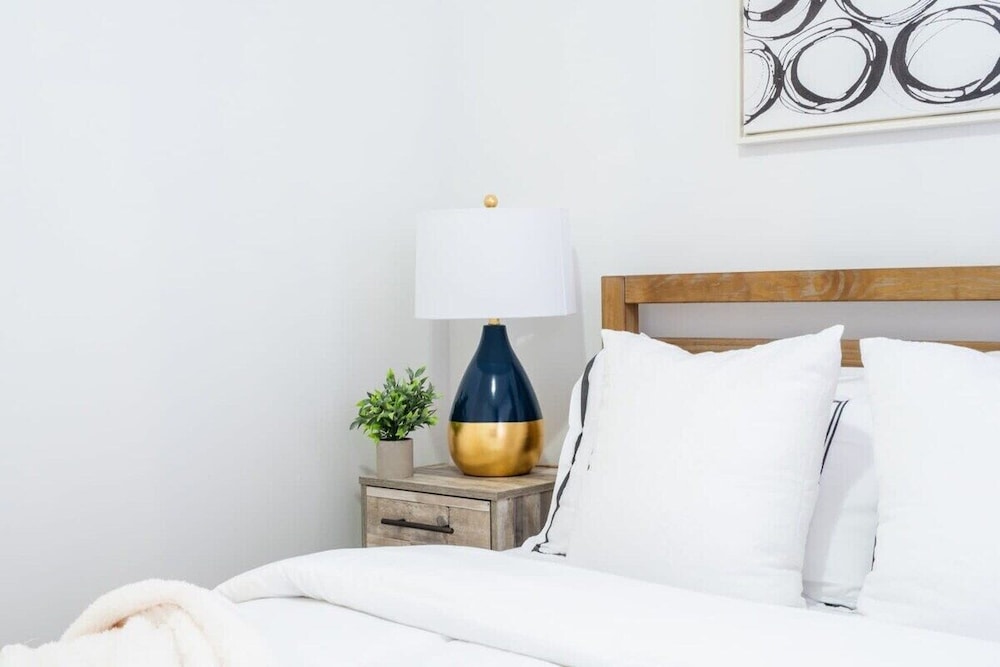 1435 UES Apartment