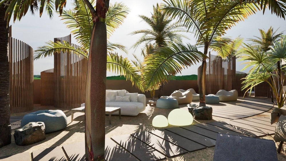 Linari Sea & Suites