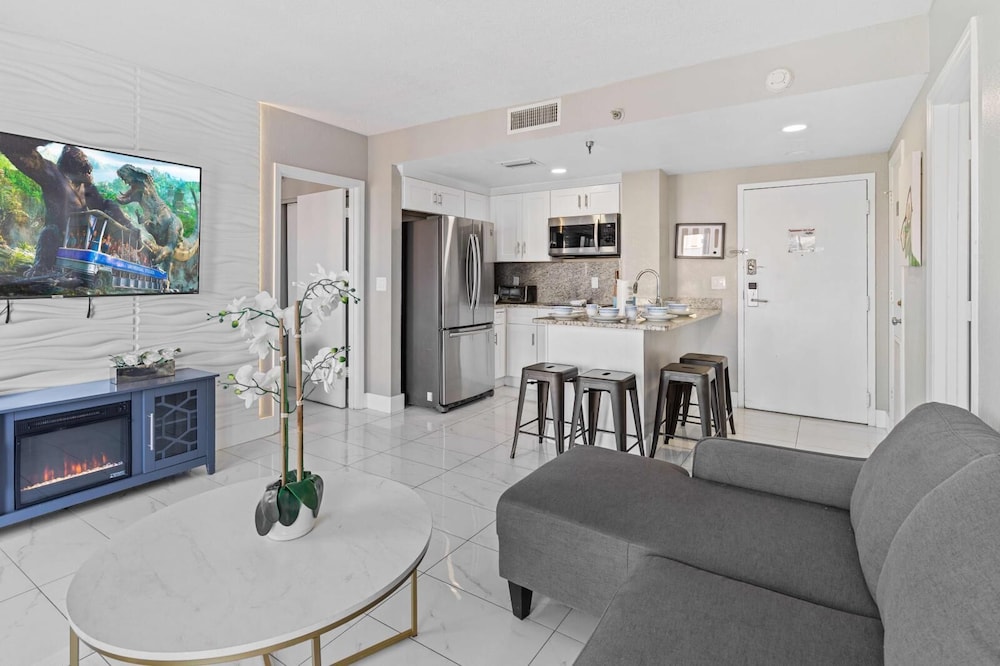 Enclave Swanky