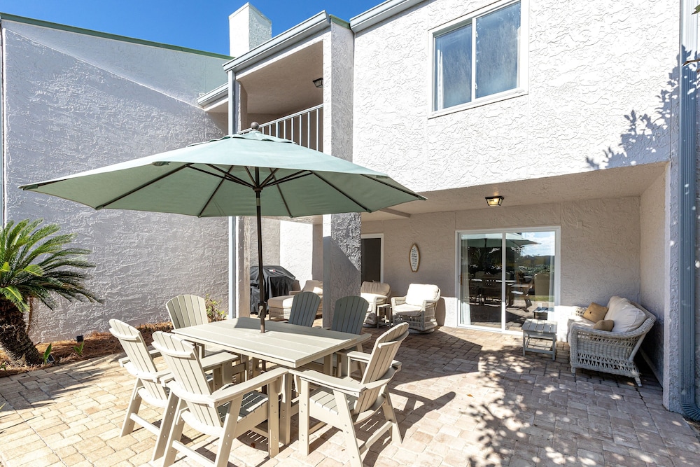 Shoreline Garden 16 3 Bedroom Townhouse