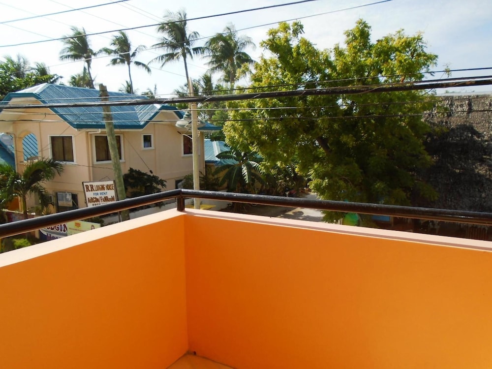N & F Guest House