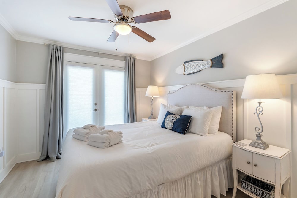 Laguna Breeze view 5