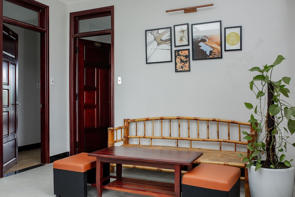 Hoi An Family Room with Swimming Pool view 3