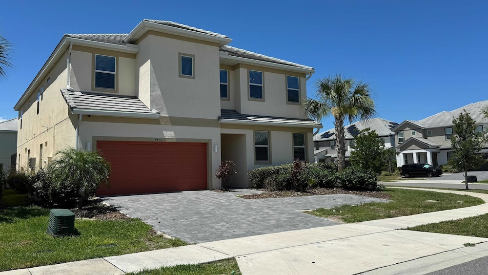 Family Friendly 12bd w Jacuzzi Veranda Palms 4401