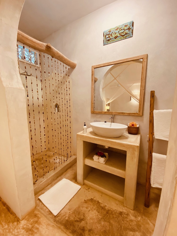 Sharazād Boutique Hotel