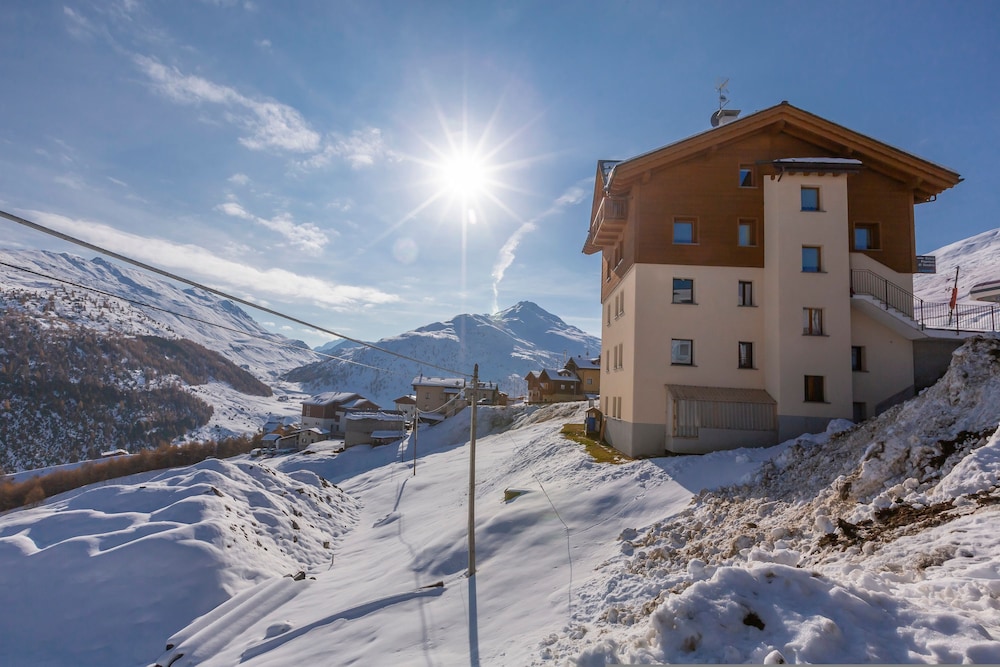 Fiocco Di Neve Ski in- Ski out Mt 10