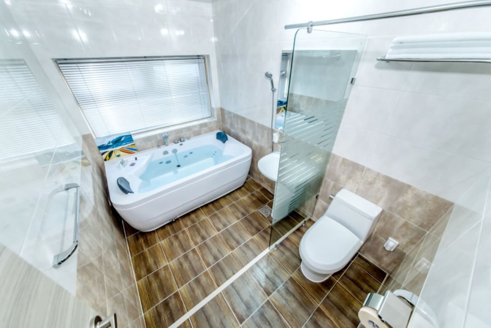 Swimeong Spa Pension