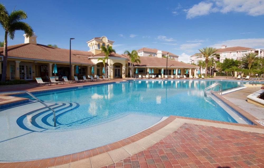 New Vista Cay Secret Cove Close to all Theme Parks and Convention Center
