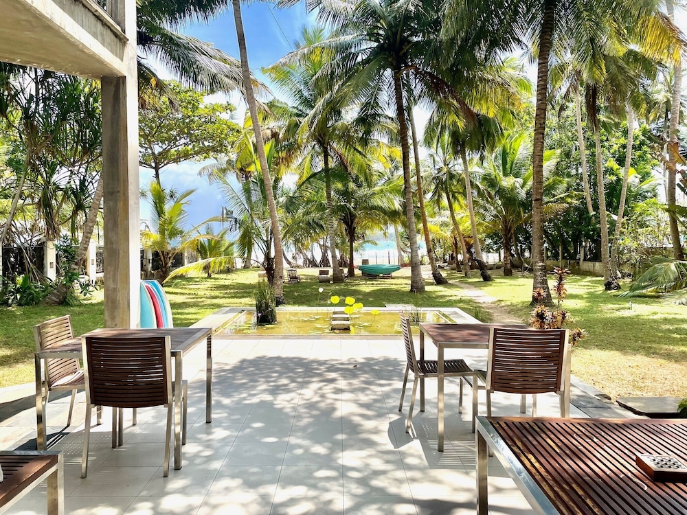Isana Beach House