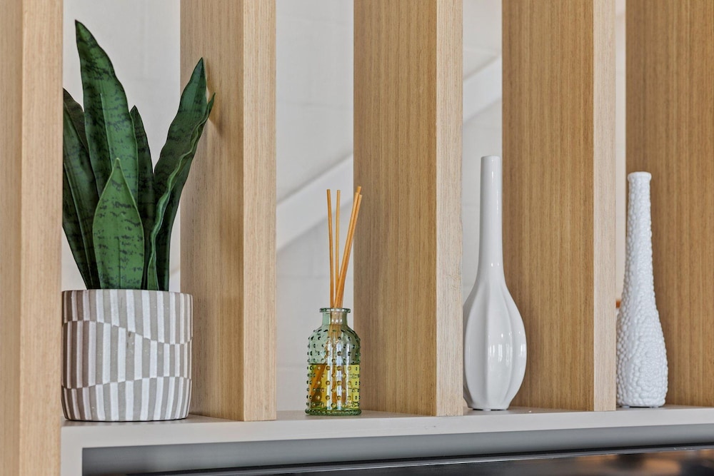 Elvi s Beach House Unit B