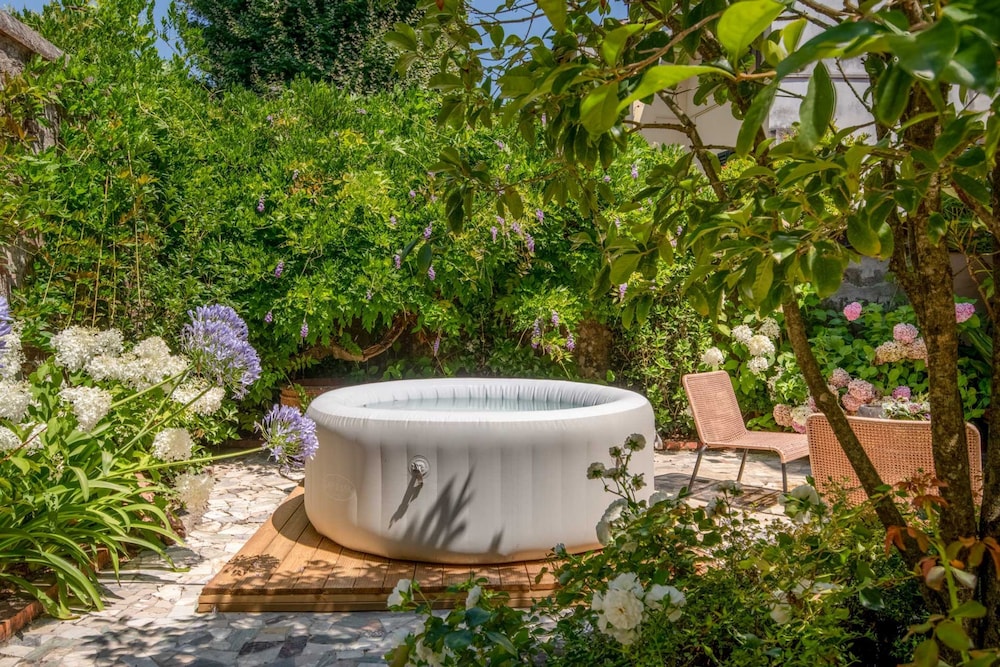 The Garden Lodge in Lucca