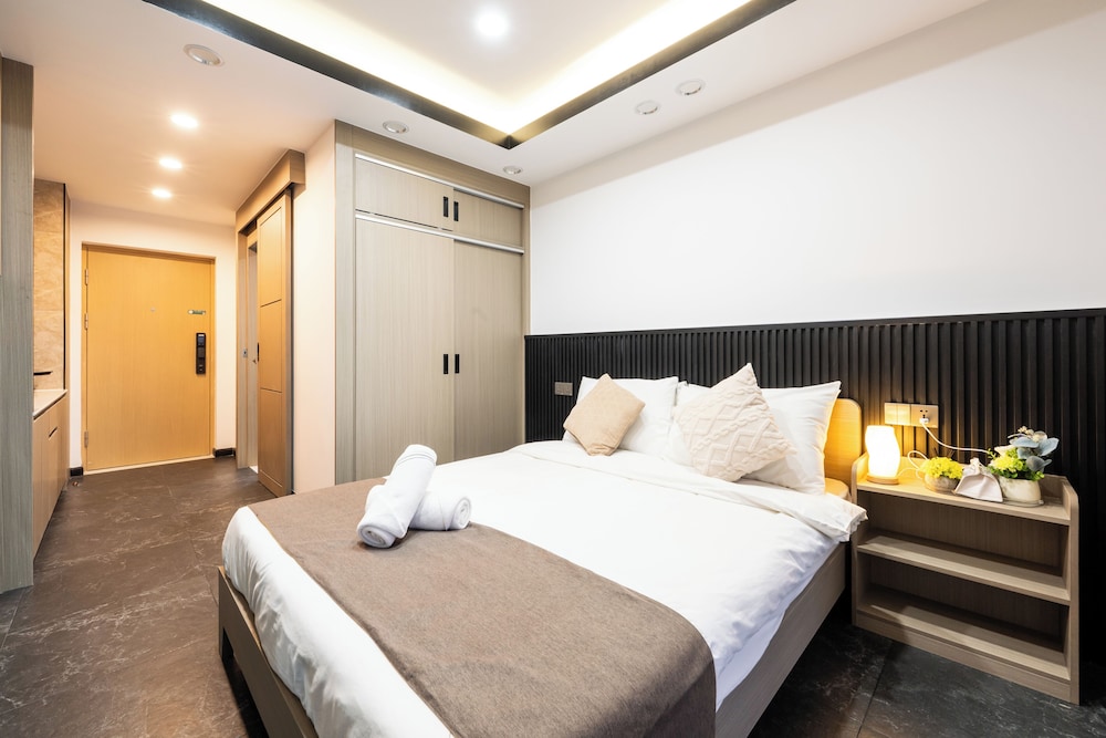 The Pinnacle Residence Service by Soben