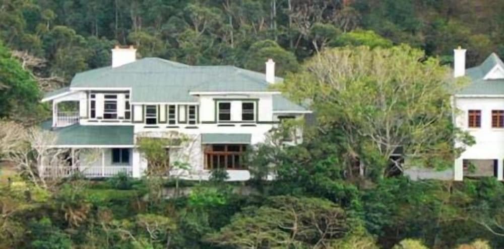 Royston Hall Guesthouse