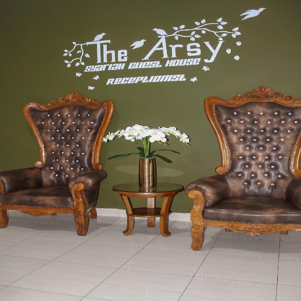 The Arsy Syariah Guest House view 3
