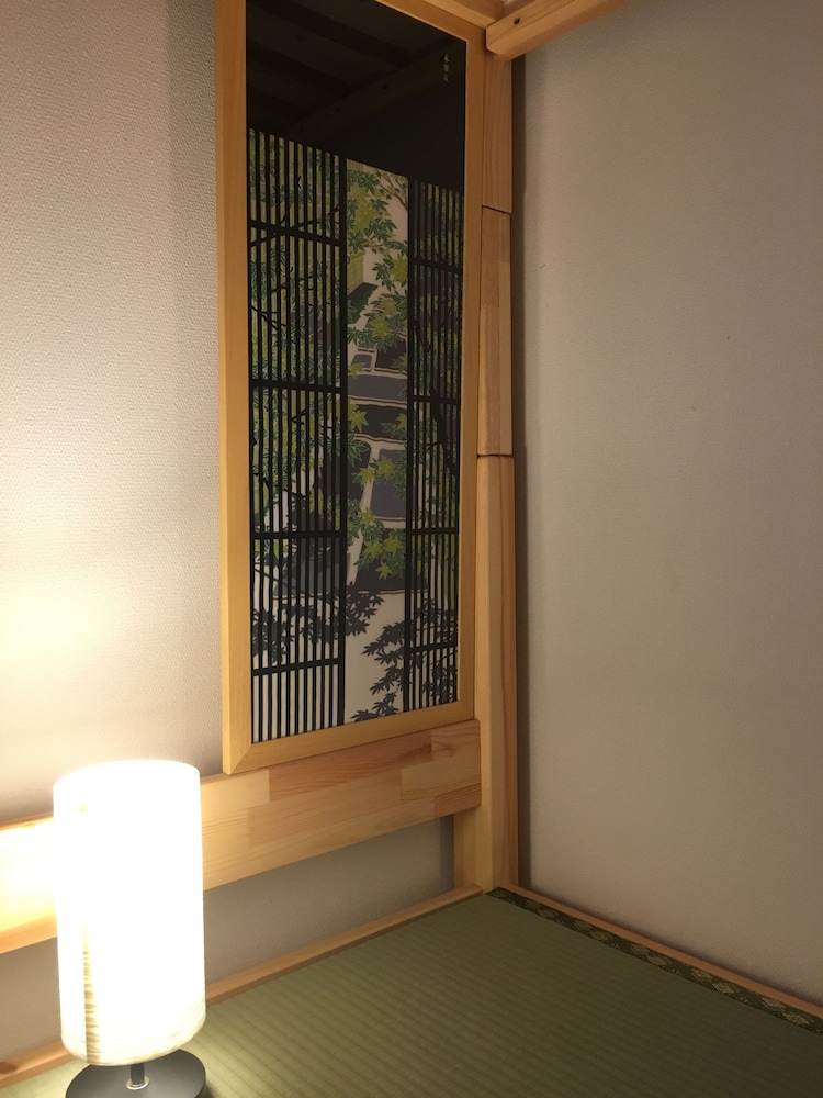 The Yuraku