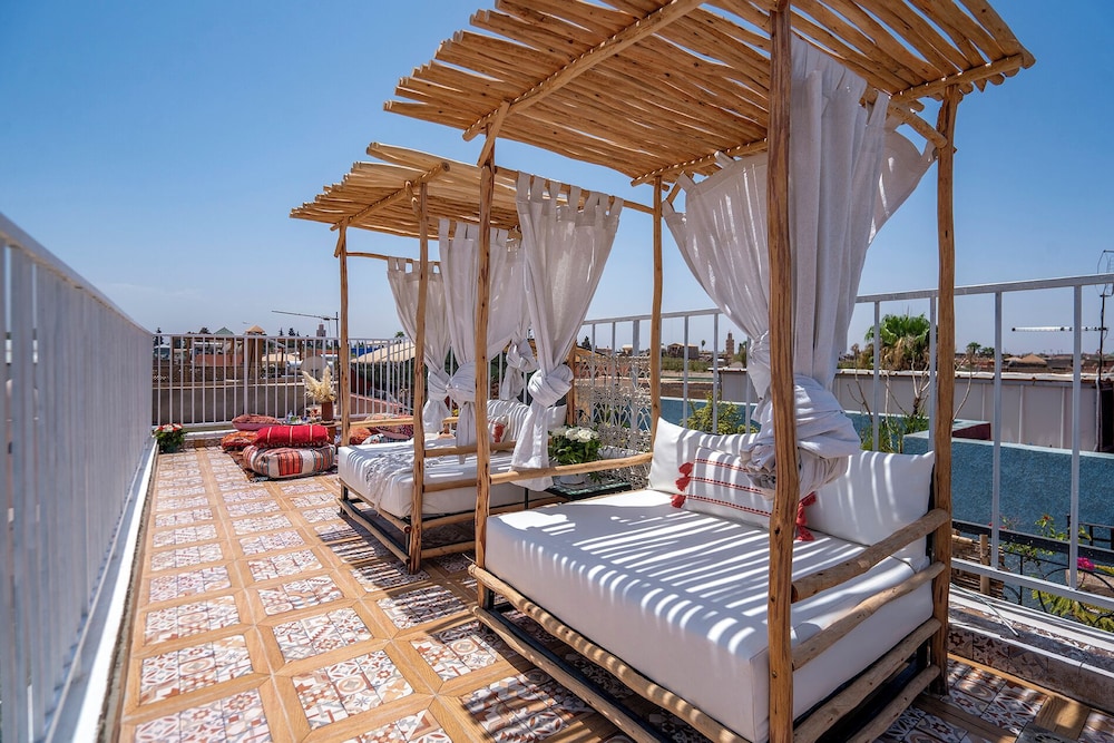Riad Yalla habibi