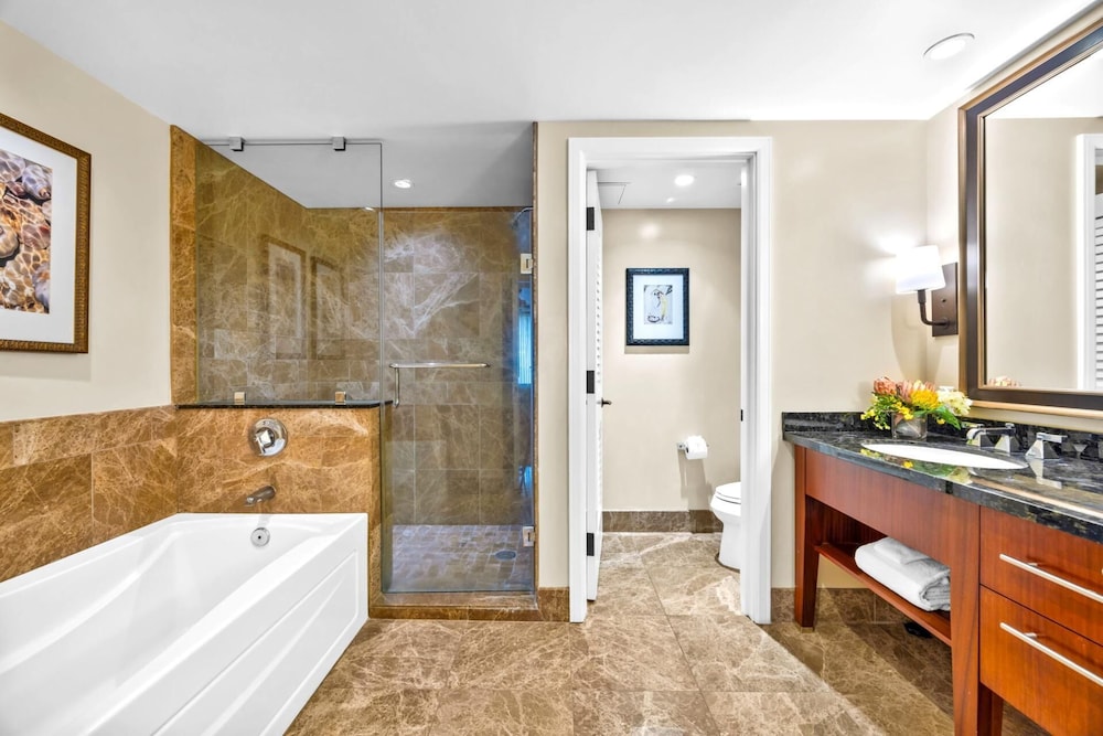 Honua Kai Hokulani 2 Free Rental Cars KBM Resorts Ocean Front 2 Units, 6 Bedrooms Ml-2591