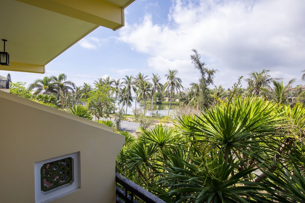 Victoria Hoi An Beach Resort & Spa