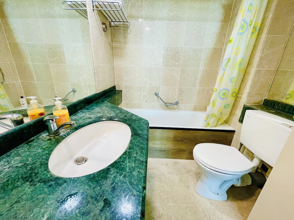 Carmel Holiday Apartments