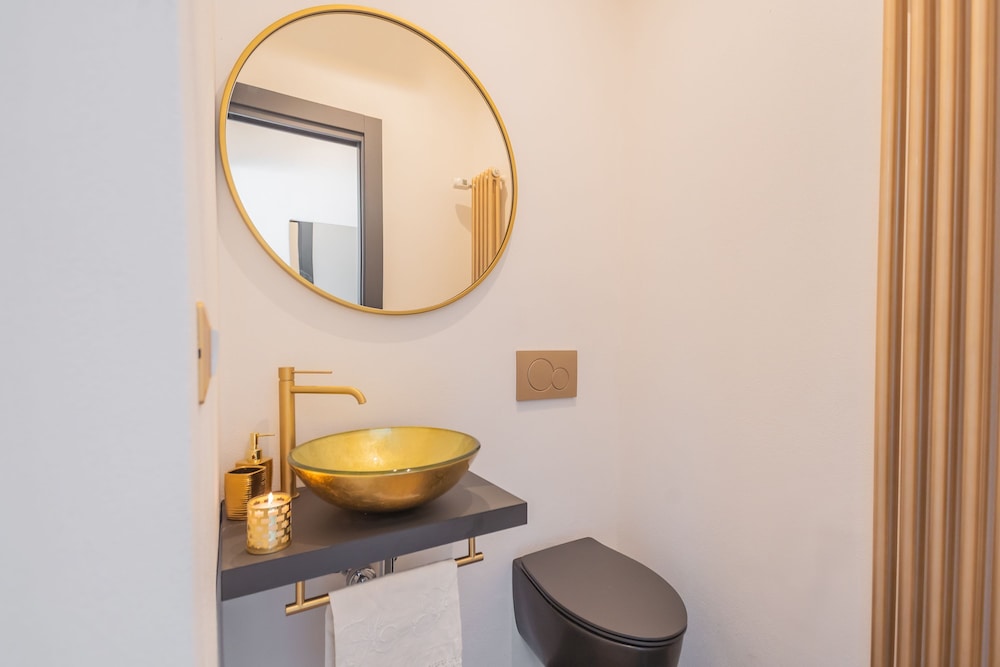 Como Dreams Apartments - Gold Suite