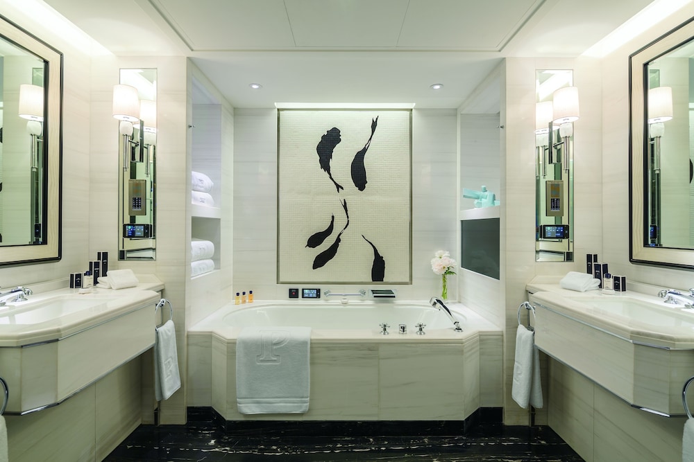 The Peninsula Beijing 25