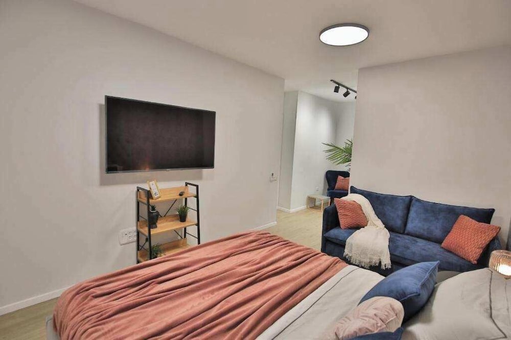 Cozy and stylish 1-bedroom apartment