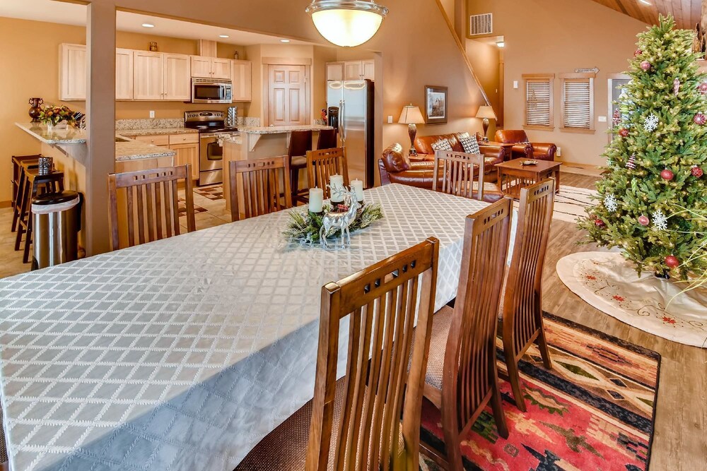 Tiger Lilly Lodge