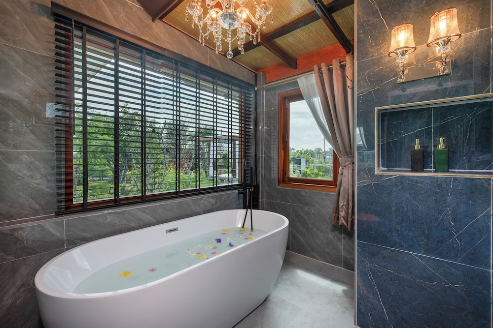 The garden pool villa resort at doisaket