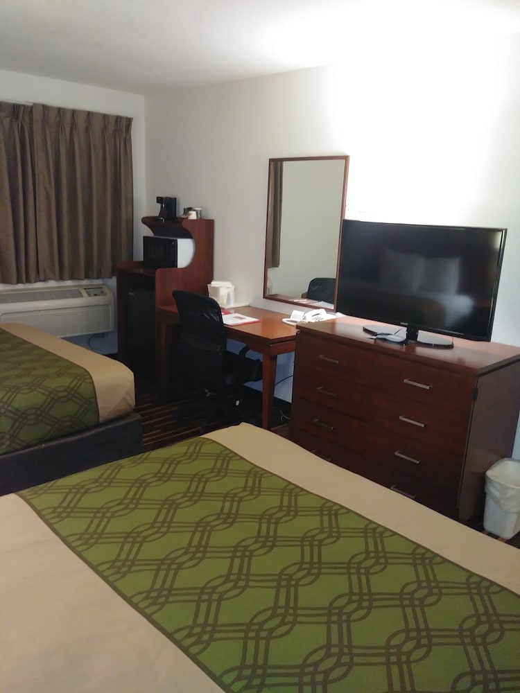 Canon City Vacations - Econo Lodge - Property Image 19